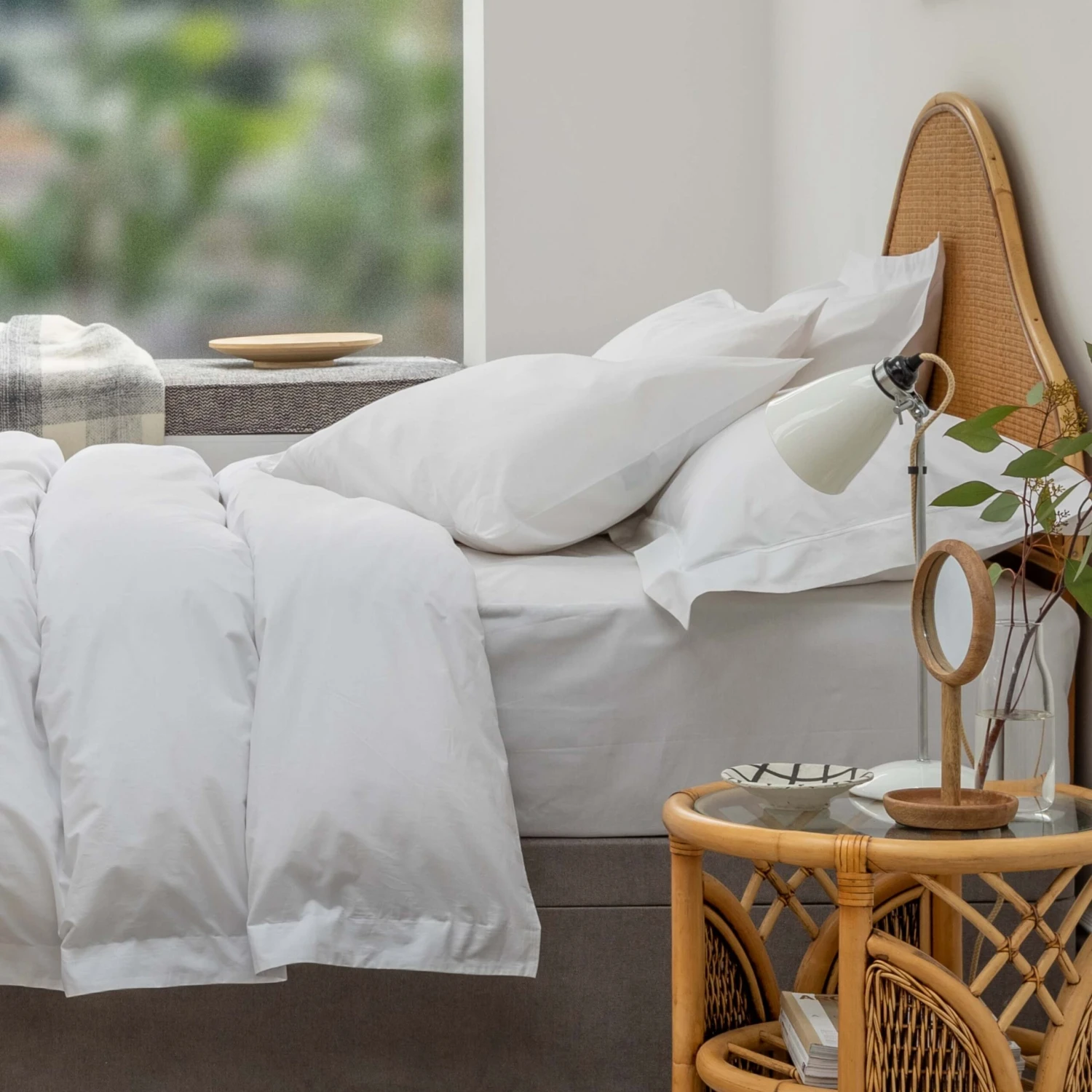 White 200TC Organic Cotton Single Bed Set 1 White 200TC Organic Cotton Single Bed Set