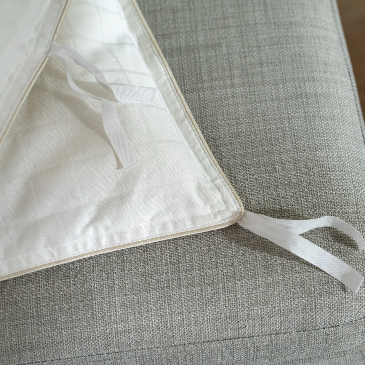 9 Tog Soft As Down With Silk Single Duvet 4 9 Tog Soft As Down With Silk Single Duvet - Image 4