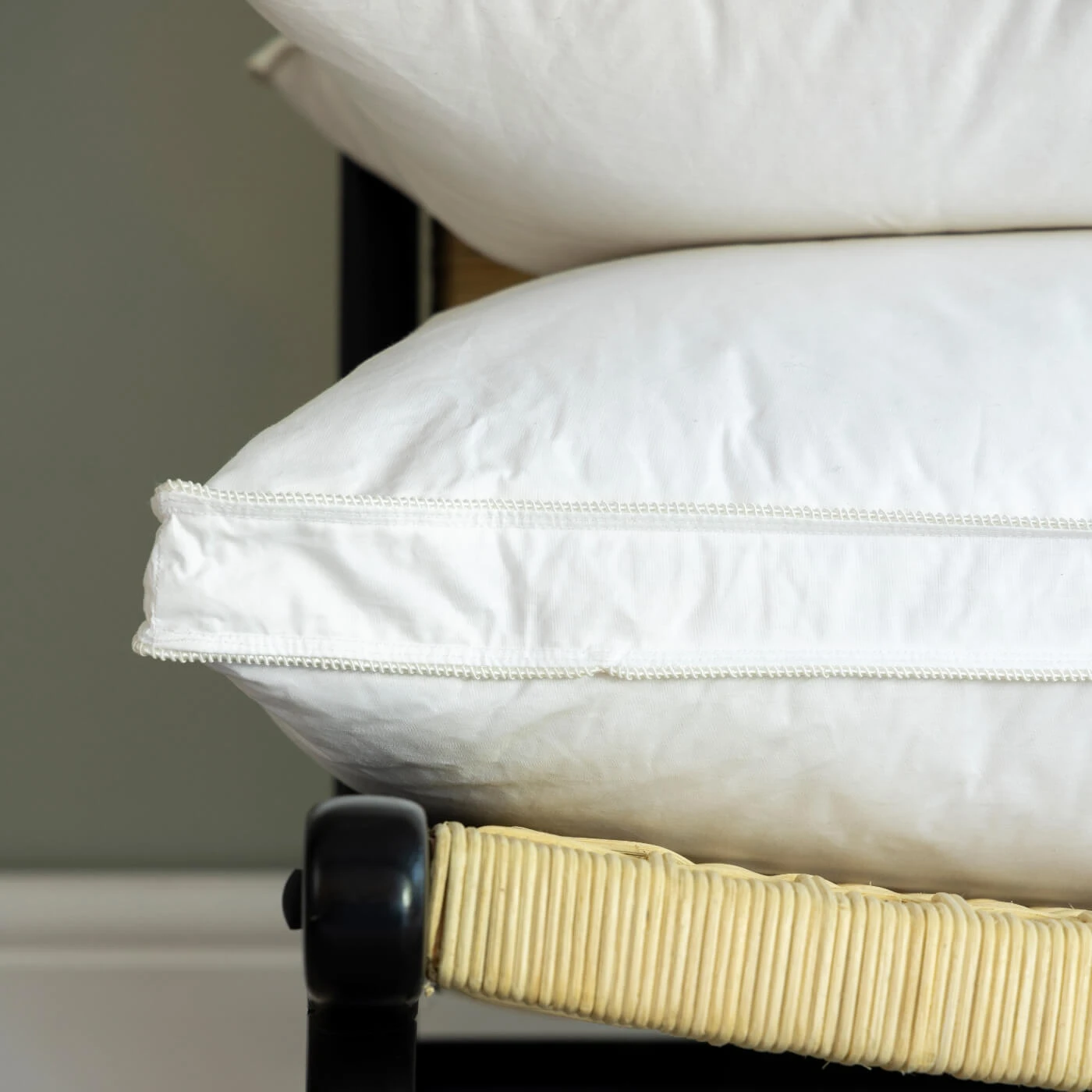 100% Canadian Goose Down Standard Pillow - Medium/Firm 3 100% Canadian Goose Down Standard Pillow - Medium/Firm - Image 3