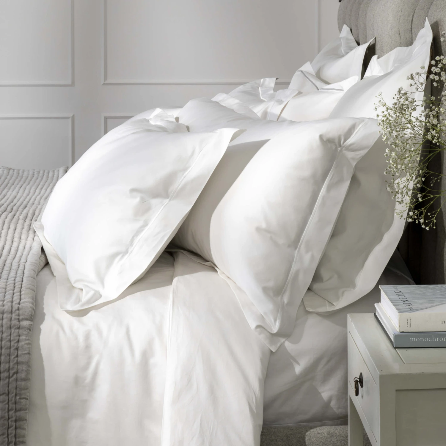White 600TC Egyptian Cotton Emperor Duvet Cover 4 White 600TC Egyptian Cotton Emperor Duvet Cover - Image 4