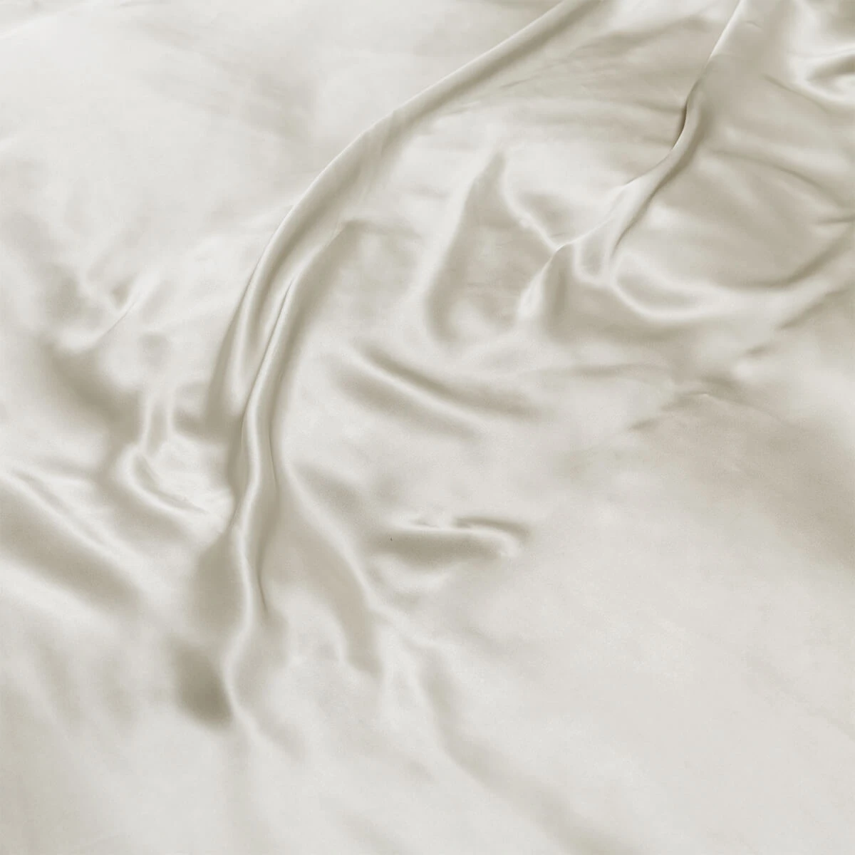 Ivory Pure Mulberry Silk Double 30cm Fitted Sheet 2 Ivory Pure Mulberry Silk Double 30cm Fitted Sheet - Image 2