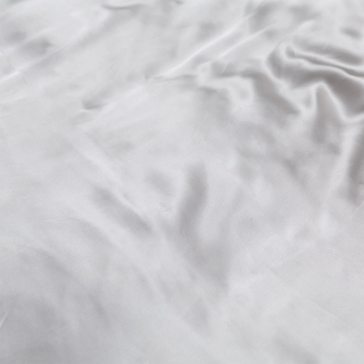 Antique Silver Pure Mulberry Silk Double Bed Set 4 Antique Silver Pure Mulberry Silk Double Bed Set - Image 4