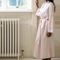Pure Silk Robe -Bedding Sales Store base 28 5 scaled