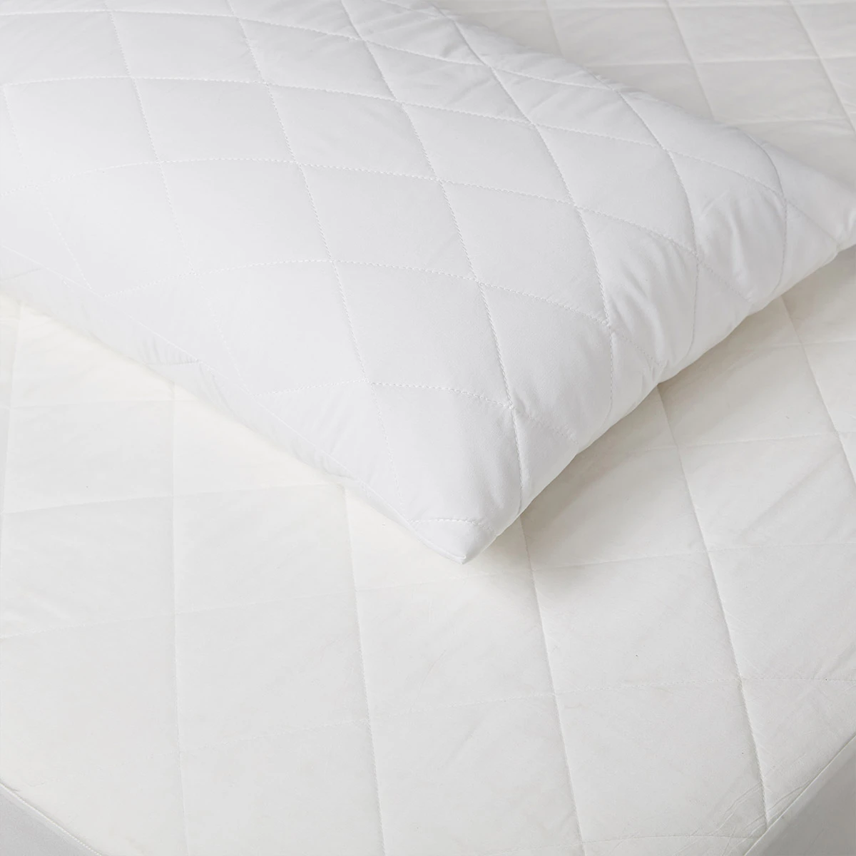 Soft Touch King Size Mattress Protector Pair 6 Soft Touch King Size Mattress Protector Pair - Image 6