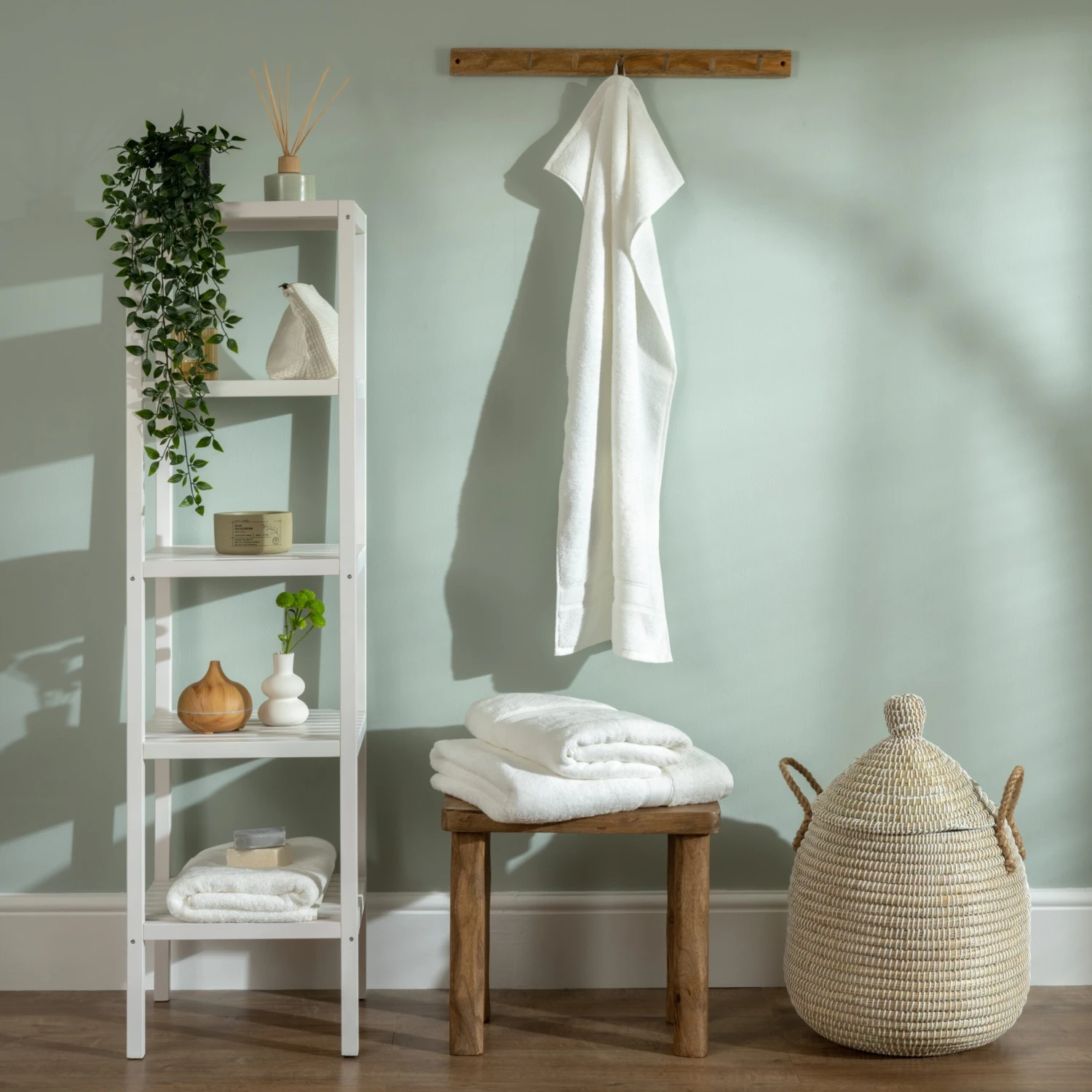 White Organic Cotton Bath Sheet 4 White Organic Cotton Bath Sheet - Image 4