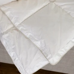 3 Tog 90% Hungarian Goose Down Double Duvet 9 3 Tog 90% Hungarian Goose Down Double Duvet -Bedding Sales Store hungarian goose down duvet additional2 17