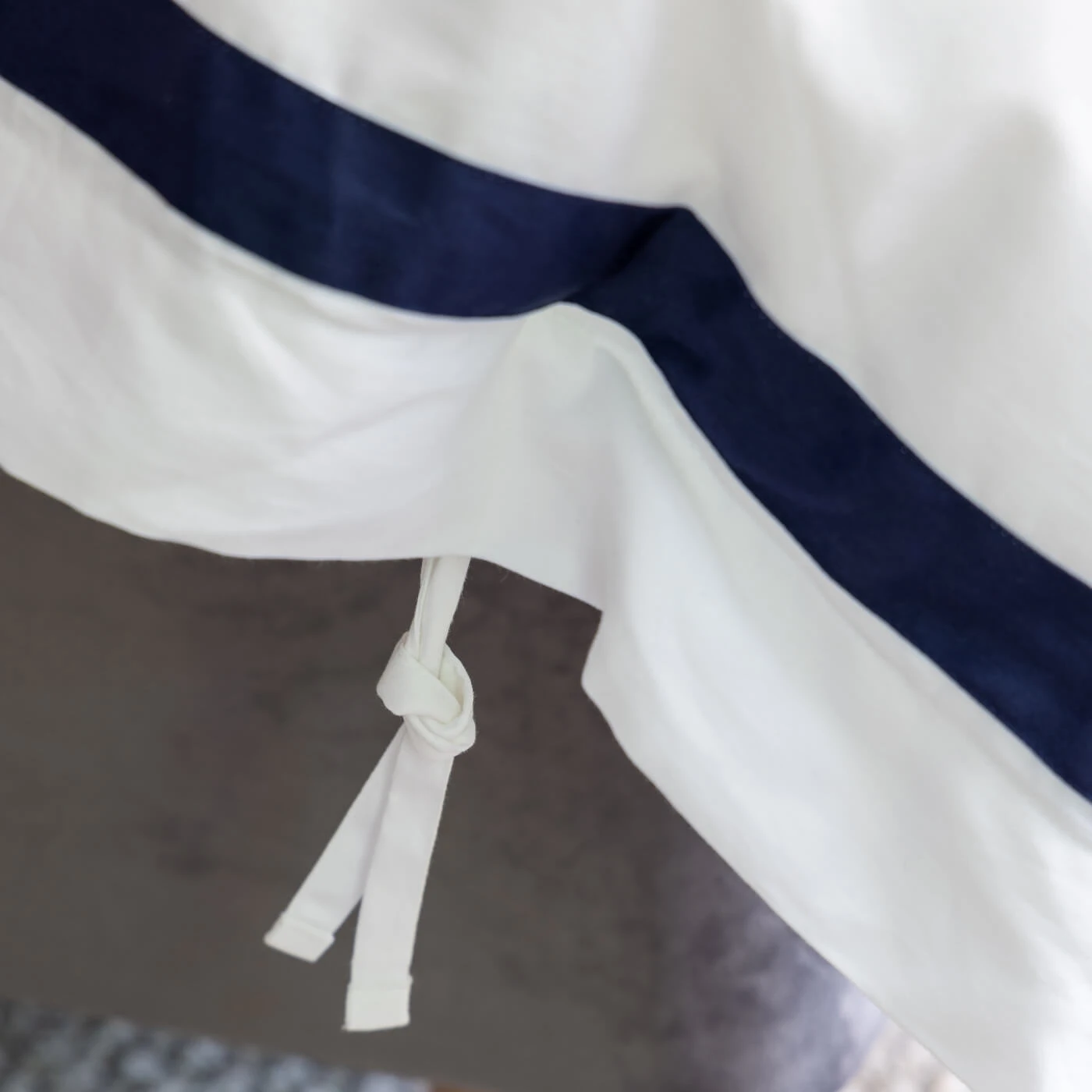 White/Navy 300TC Colour Border Cotton Double Duvet Cover 11 White/Navy 300TC Colour Border Cotton Double Duvet Cover - Image 11