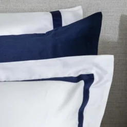 White/Navy 300TC Colour Border Cotton Superking Flat Sheet -Bedding Sales Store navy colour border bedding additional2 1 7 scaled