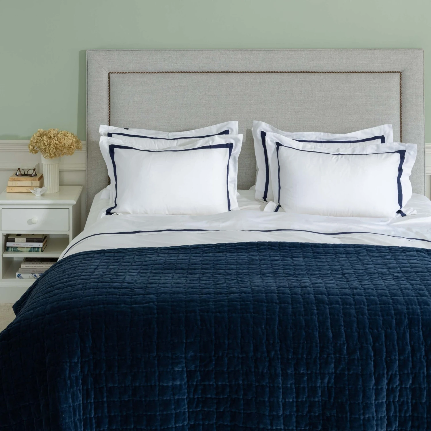 White/Navy 300TC Colour Border Cotton Double Duvet Cover 12 White/Navy 300TC Colour Border Cotton Double Duvet Cover - Image 12